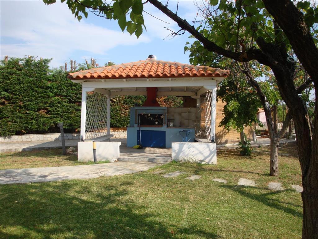 Wonderful House With Private Garden Villa Flogita Exterior photo