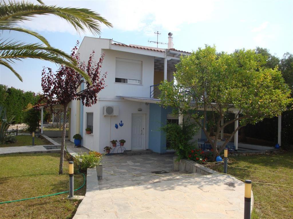 Wonderful House With Private Garden Villa Flogita Exterior photo