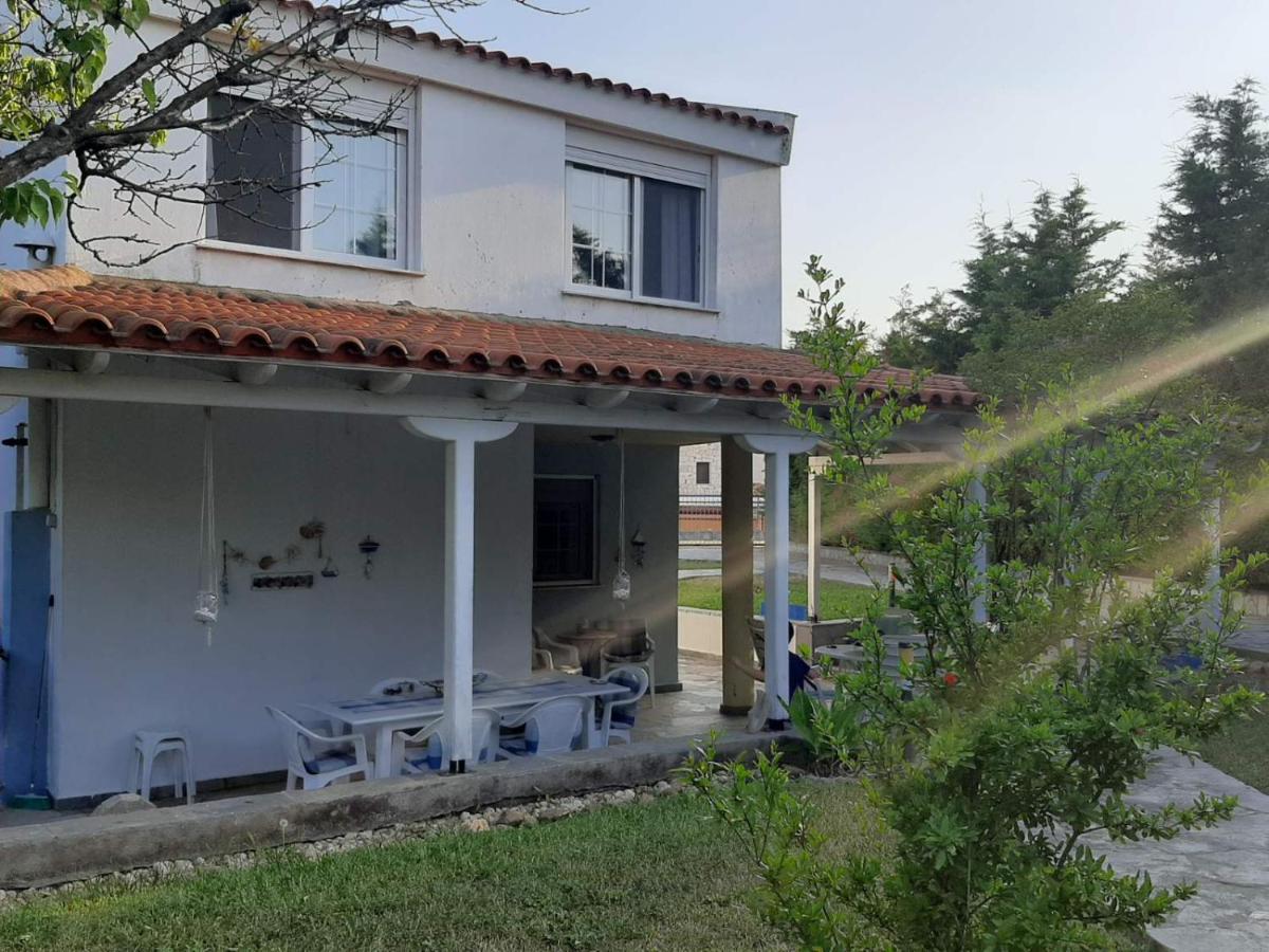 Wonderful House With Private Garden Villa Flogita Exterior photo